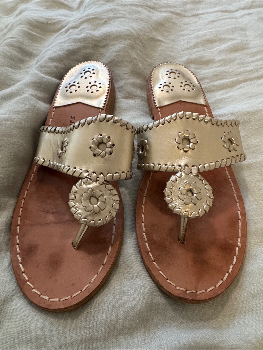 Jack Rodgers Metallic Silvery Gold Leather Thong Sandals for Women 8W